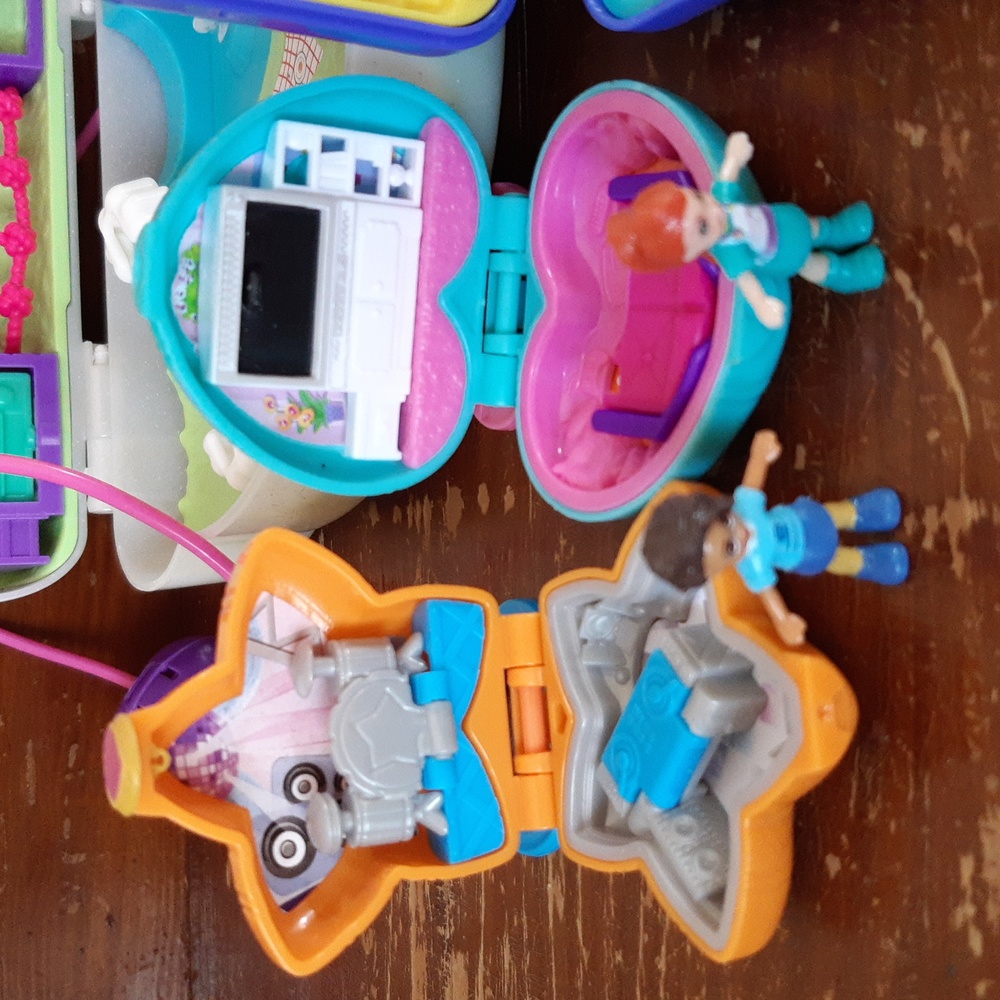 Polly Pocket Bundle - Picture 2 of 8